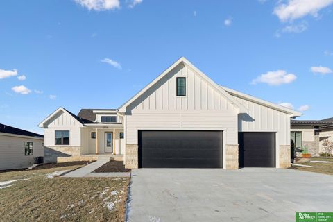Photo of 3306 S 212th Street, Elkhorn, NE 68022 (MLS # 22533961)