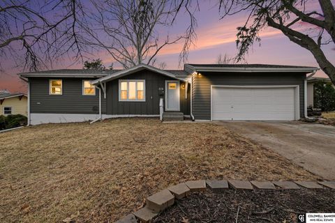 Photo of 4626 N 94th Street, Omaha, NE 68134 (MLS # 22606279)
