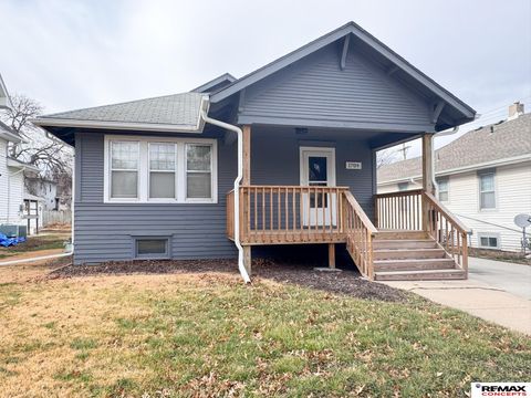 Photo of 1709 S 23rd Street, Lincoln, NE 68502 (MLS # 22601797)