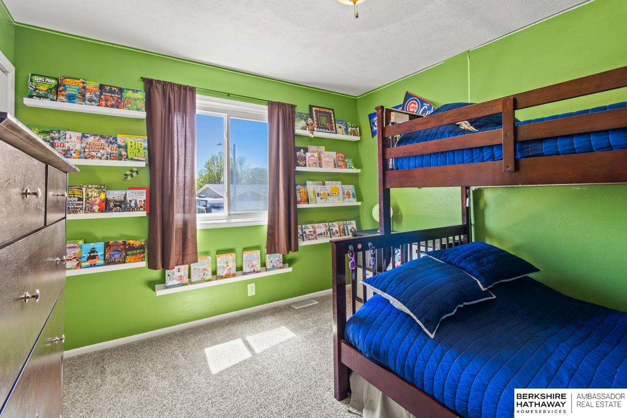 Omaha, Nebraska 68137, United States, 3 Bedrooms Bedrooms, ,2 BathroomsBathrooms,Residential,Pending,121275