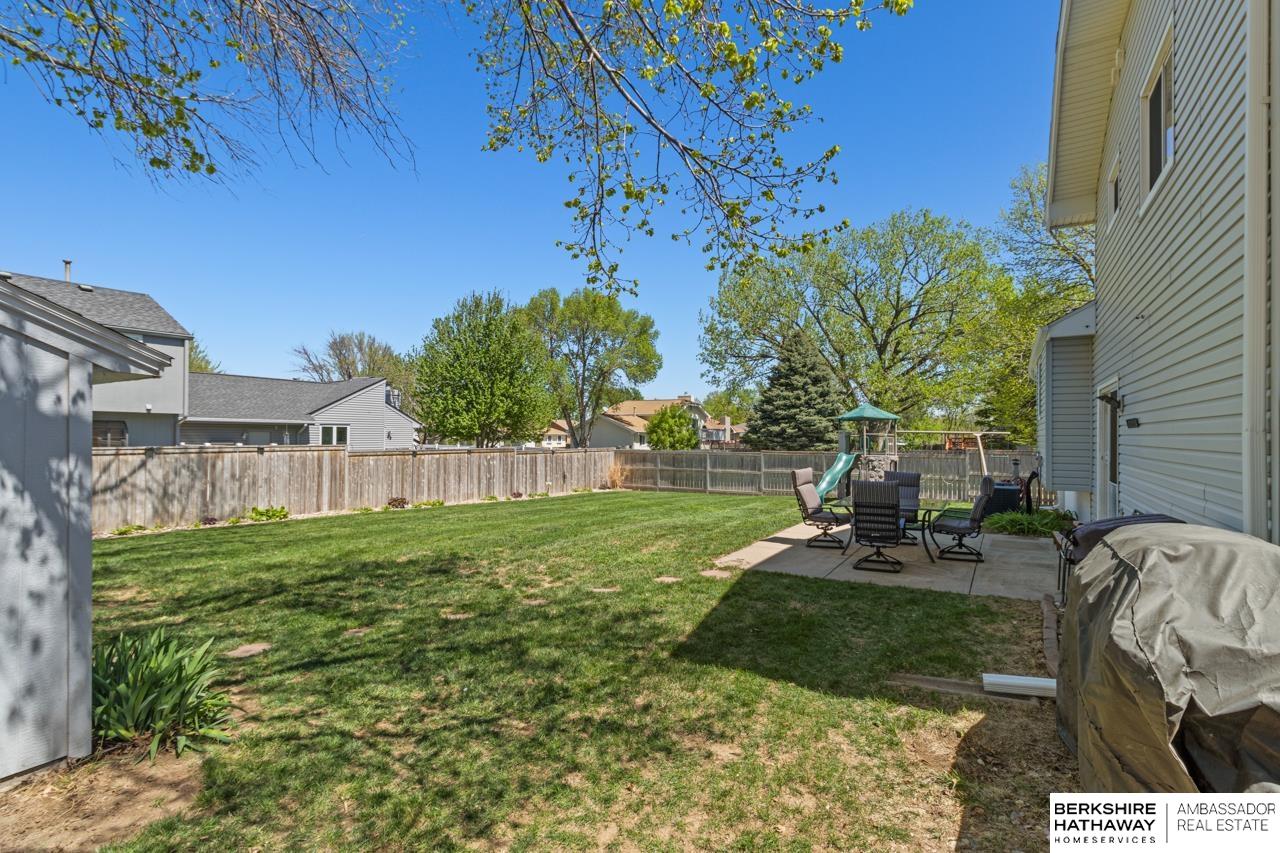 Omaha, Nebraska 68137, United States, 3 Bedrooms Bedrooms, ,2 BathroomsBathrooms,Residential,Pending,121275