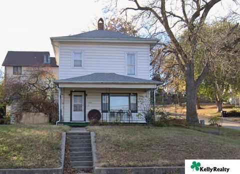 Photo of 400 S Randolph Street, Weeping Water, NE 68463 (MLS # 22535487)