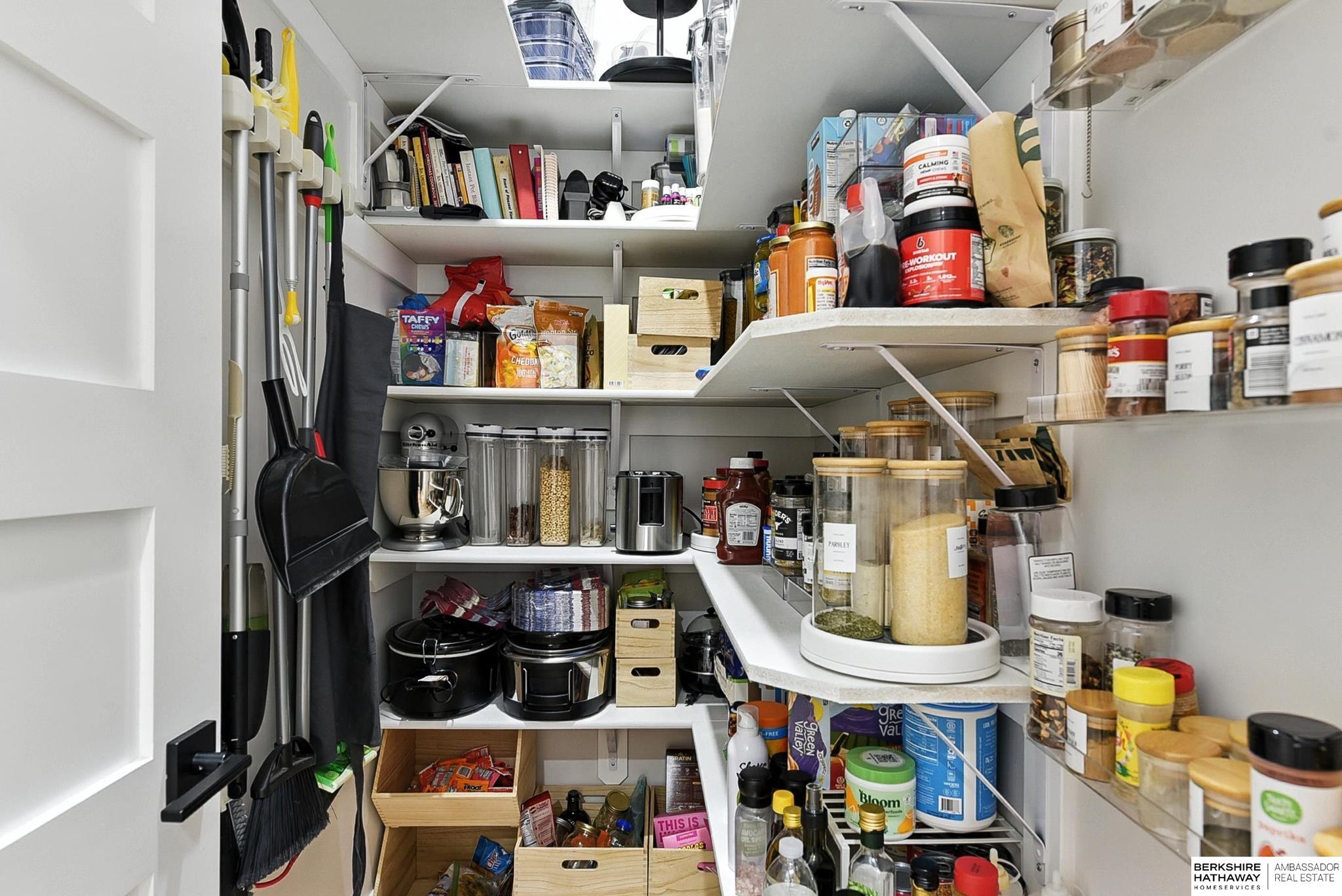 Gretna, Nebraska 68028, United States, 4 Bedrooms Bedrooms, ,3 BathroomsBathrooms,Residential,Active,169007