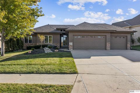 Photo of 19654 Chandler Street, Omaha, NE 68136 (MLS # 22530385) Photo of 19654 Chandler Street, Omaha, NE 68136 (MLS # 22530385)