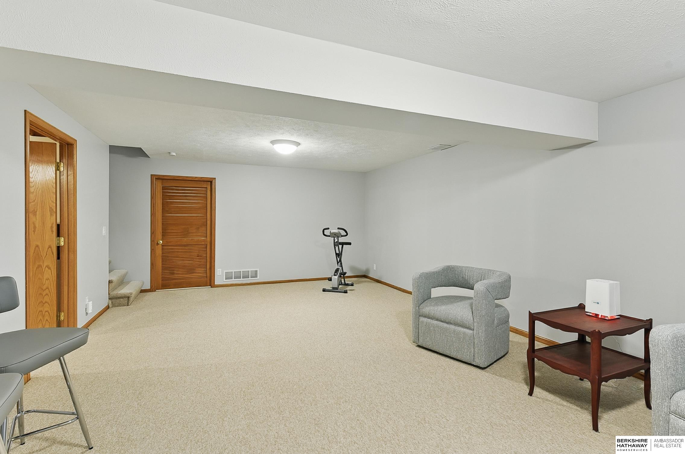 La Vista, Nebraska 68128, United States, 3 Bedrooms Bedrooms, ,2 BathroomsBathrooms,Residential,Pending,157355