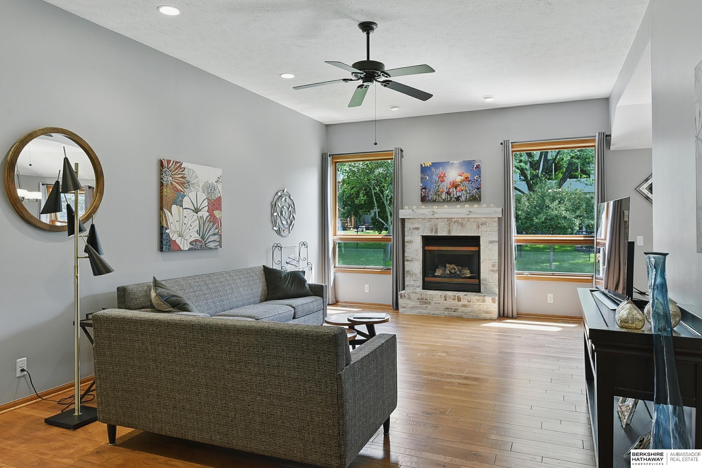 La Vista, Nebraska 68128, United States, 3 Bedrooms Bedrooms, ,2 BathroomsBathrooms,Residential,Pending,157355