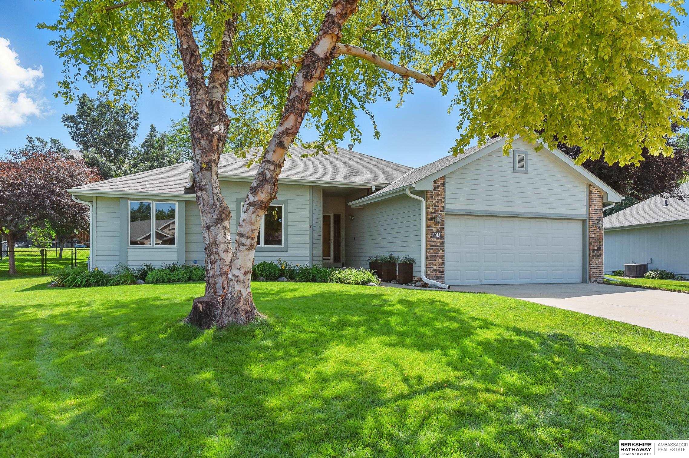 La Vista, Nebraska 68128, United States, 3 Bedrooms Bedrooms, ,2 BathroomsBathrooms,Residential,Pending,157355