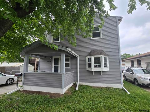 Photo of 2928 Avenue G, Council Bluffs, IA 51501 (MLS # 22615797)