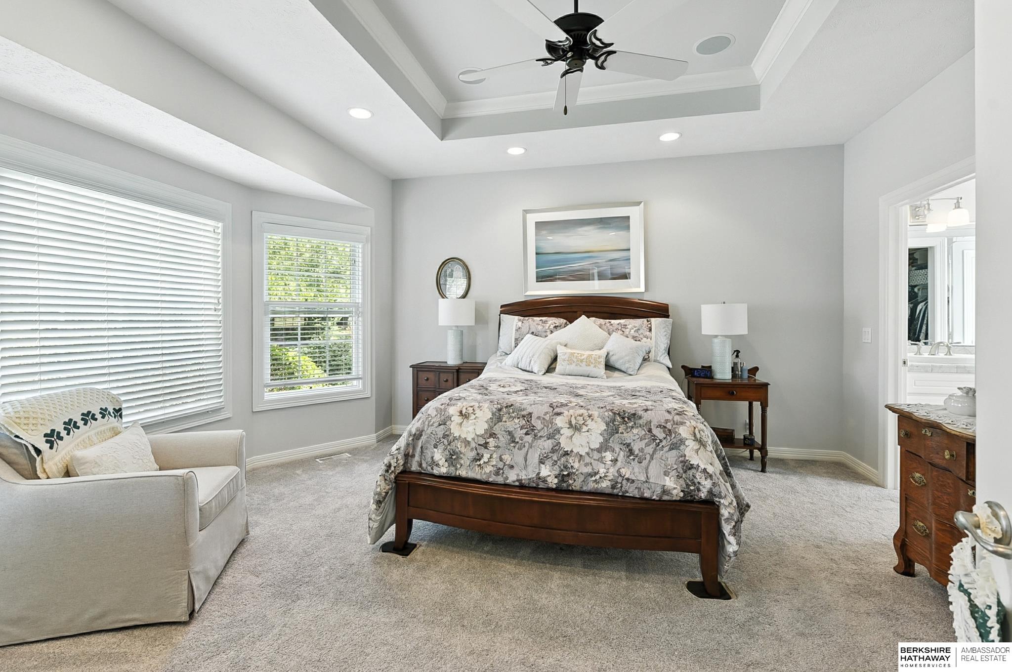 Omaha, Nebraska 68135, United States, 4 Bedrooms Bedrooms, ,3 BathroomsBathrooms,Residential,Pending,200860