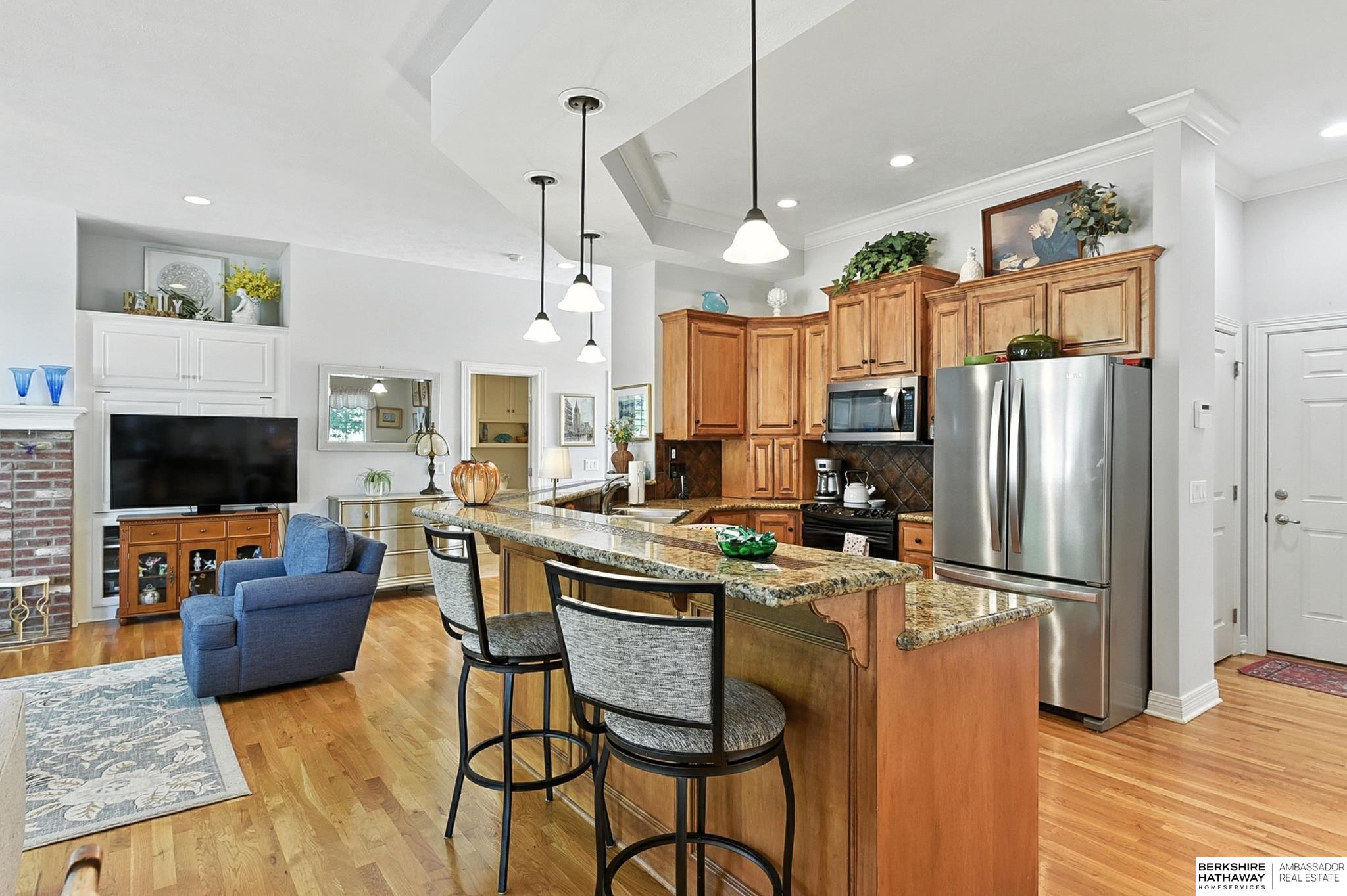 Omaha, Nebraska 68135, United States, 4 Bedrooms Bedrooms, ,3 BathroomsBathrooms,Residential,Pending,200860