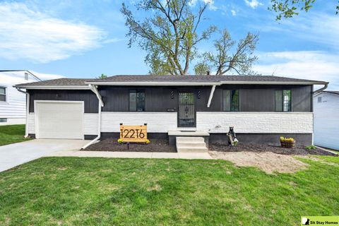 Photo of 12216 C Street, Omaha, NE 68144 (MLS # 22610397)