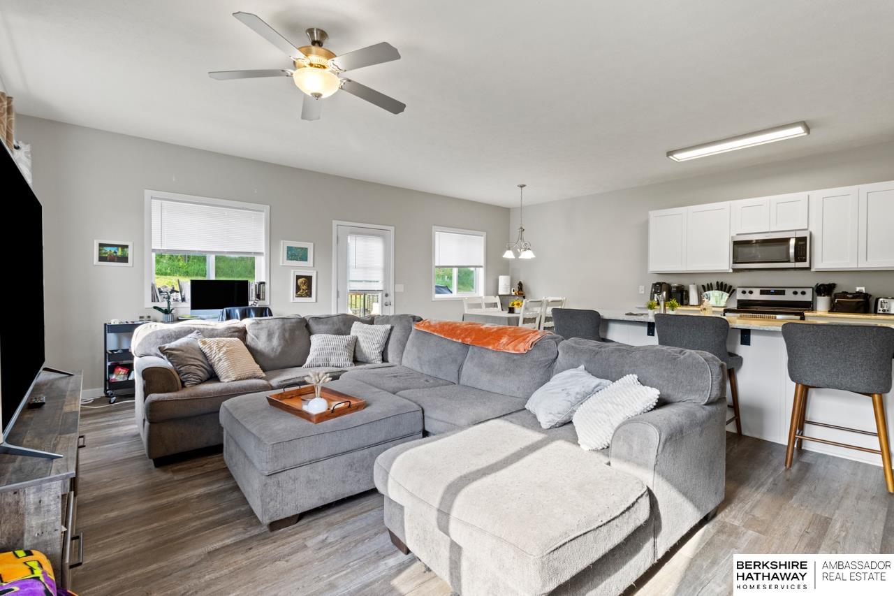 Plattsmouth, Nebraska 68048, United States, 3 Bedrooms Bedrooms, ,3 BathroomsBathrooms,Residential,Active,127309