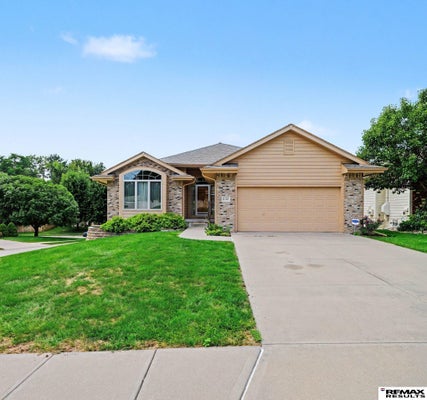 6120 S 146TH ST, OMAHA, NE 68137 - Image 9f30a6a38ec3600c8e2f3b23e268332e/2382812062