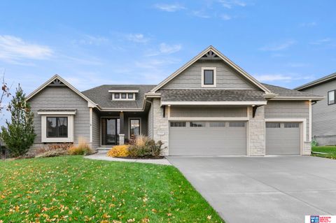 Photo of 11418 S 116th Street, Papillion, NE 68046 (MLS # 22601570)