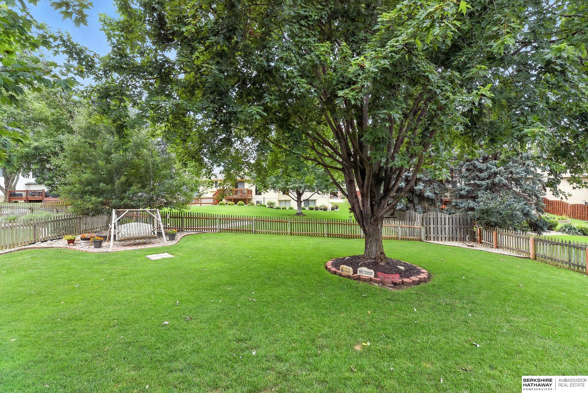 Omaha, Nebraska 68135, United States, 4 Bedrooms Bedrooms, ,3 BathroomsBathrooms,Residential,Active,173839