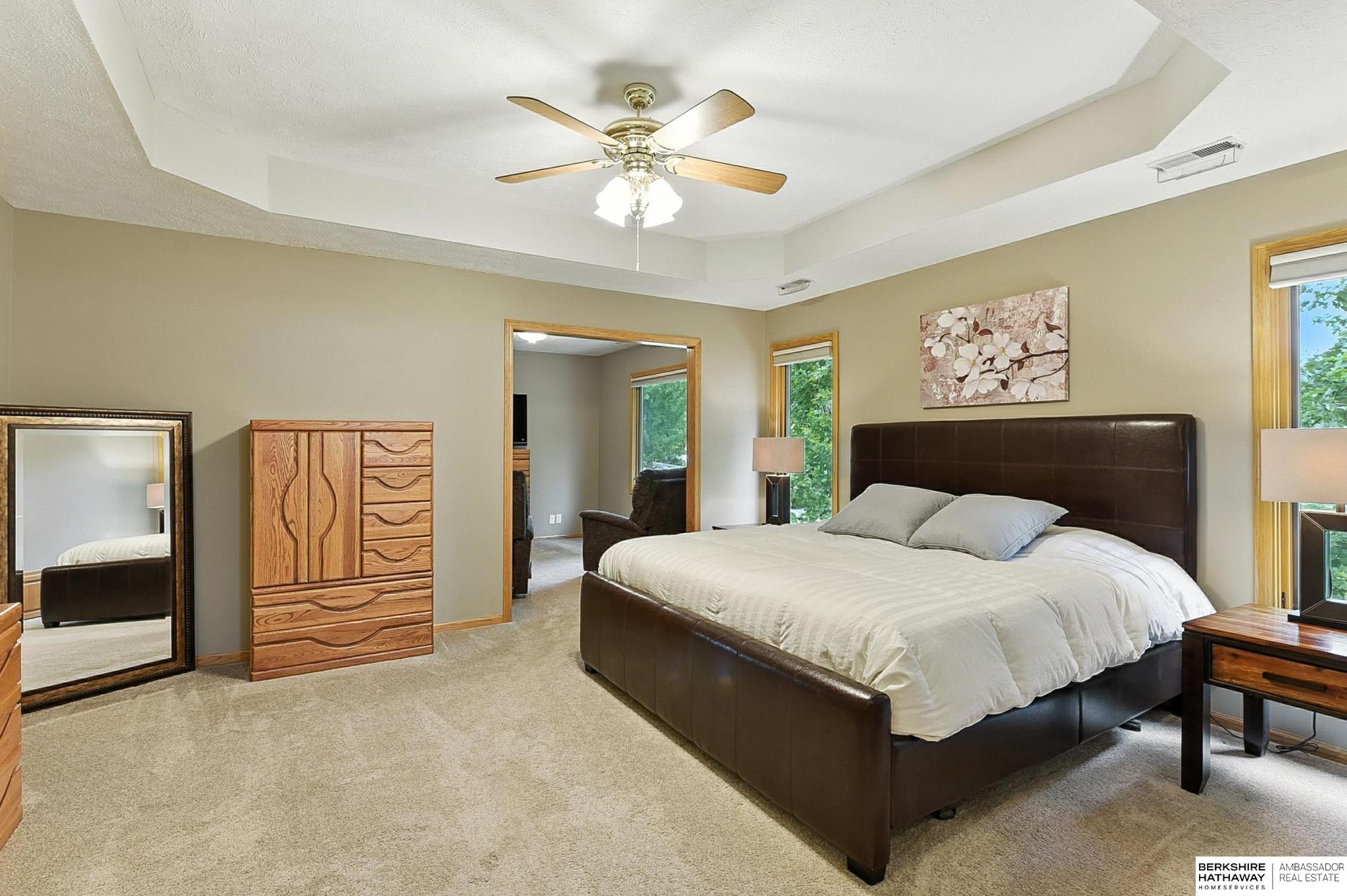 Omaha, Nebraska 68135, United States, 4 Bedrooms Bedrooms, ,3 BathroomsBathrooms,Residential,Active,173839