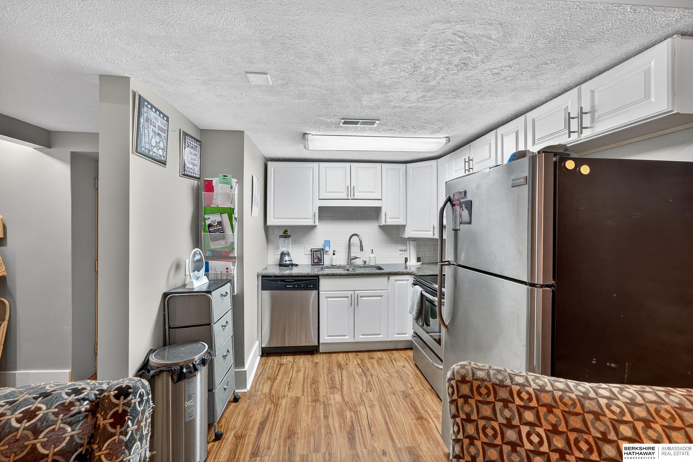 Omaha, Nebraska 68102, United States, 1 Bedroom Bedrooms, ,2 BathroomsBathrooms,Residential,Active,217120