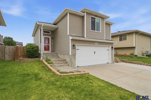 Photo of 1605 SW Jordan Street, Lincoln, NE 68522 (MLS # 22615965)