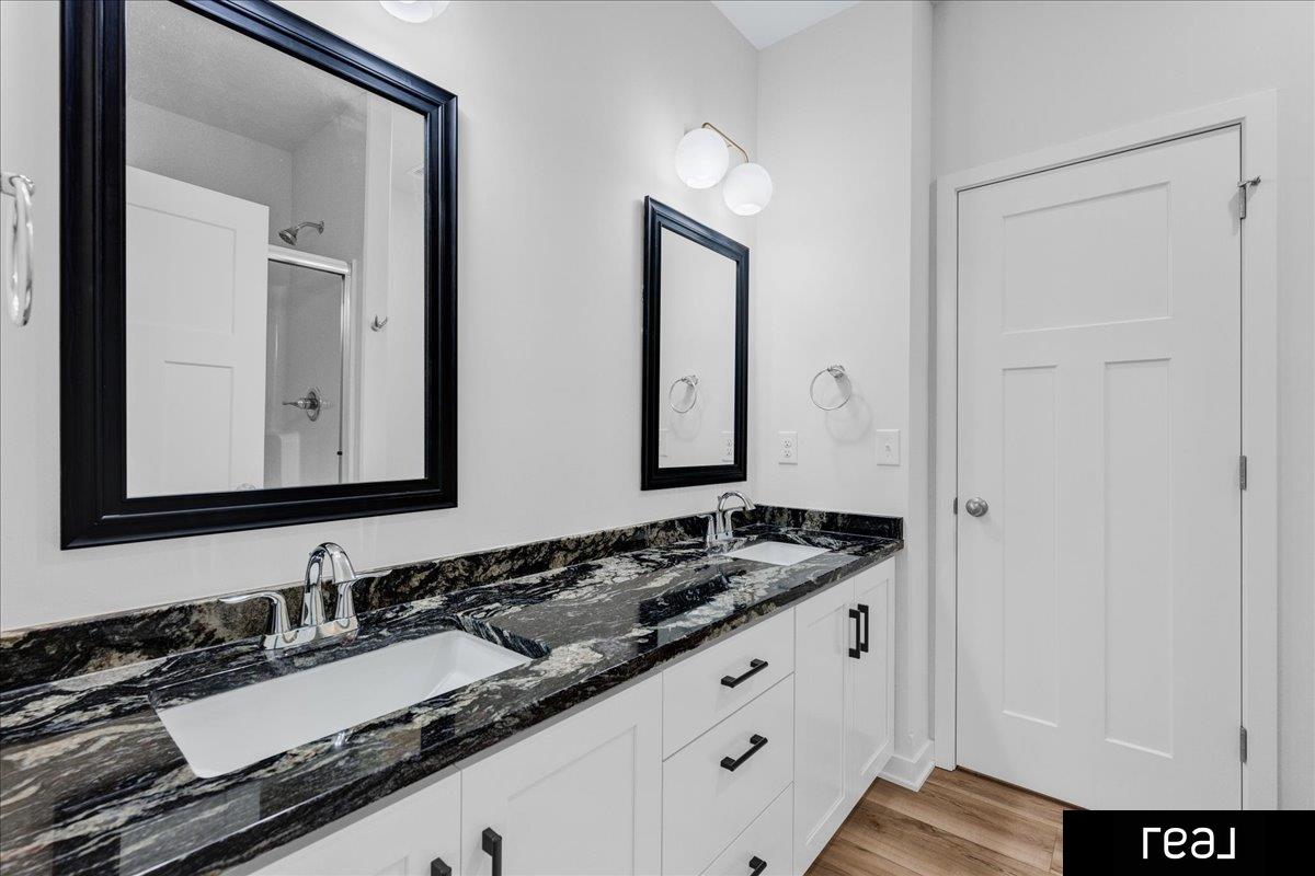 Bennington, Nebraska 68007, United States, 2 Bedrooms Bedrooms, ,2 BathroomsBathrooms,Residential,Active,7255