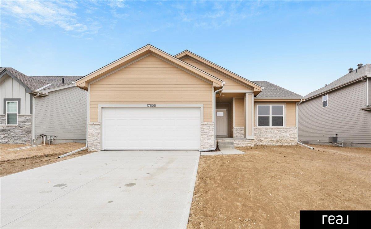 Bennington, Nebraska 68007, United States, 2 Bedrooms Bedrooms, ,2 BathroomsBathrooms,Residential,Active,7255