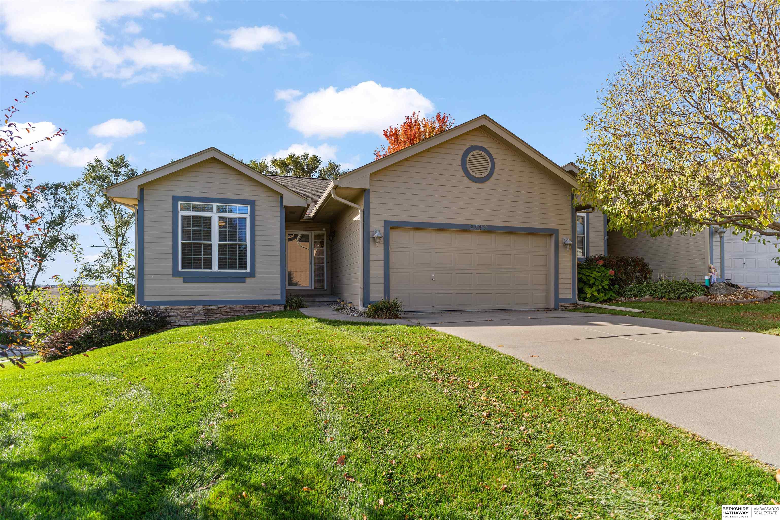 Omaha, Nebraska 68130, United States, 2 Bedrooms Bedrooms, ,2 BathroomsBathrooms,Residential,Active,248973