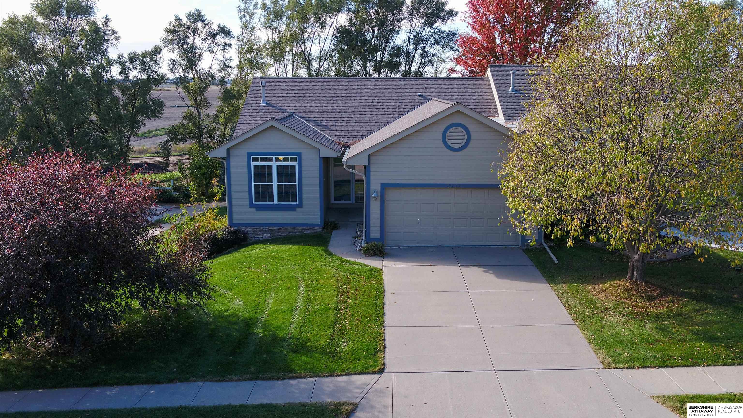 Omaha, Nebraska 68130, United States, 2 Bedrooms Bedrooms, ,2 BathroomsBathrooms,Residential,Active,248973