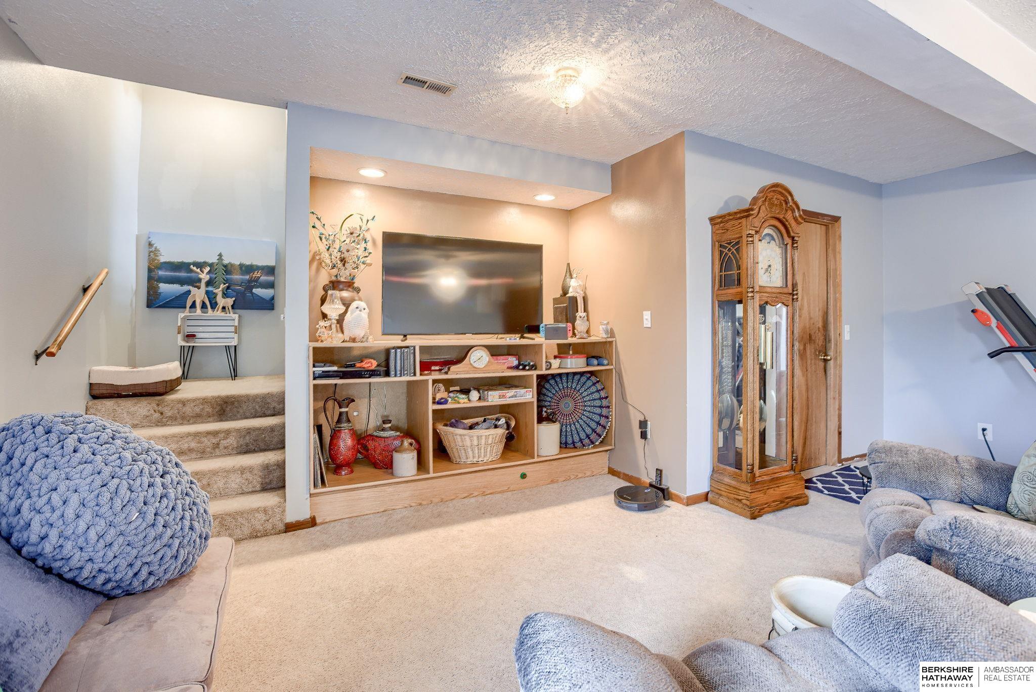 Columbus, Nebraska 68601, United States, 5 Bedrooms Bedrooms, ,2 BathroomsBathrooms,Residential,Active,106809