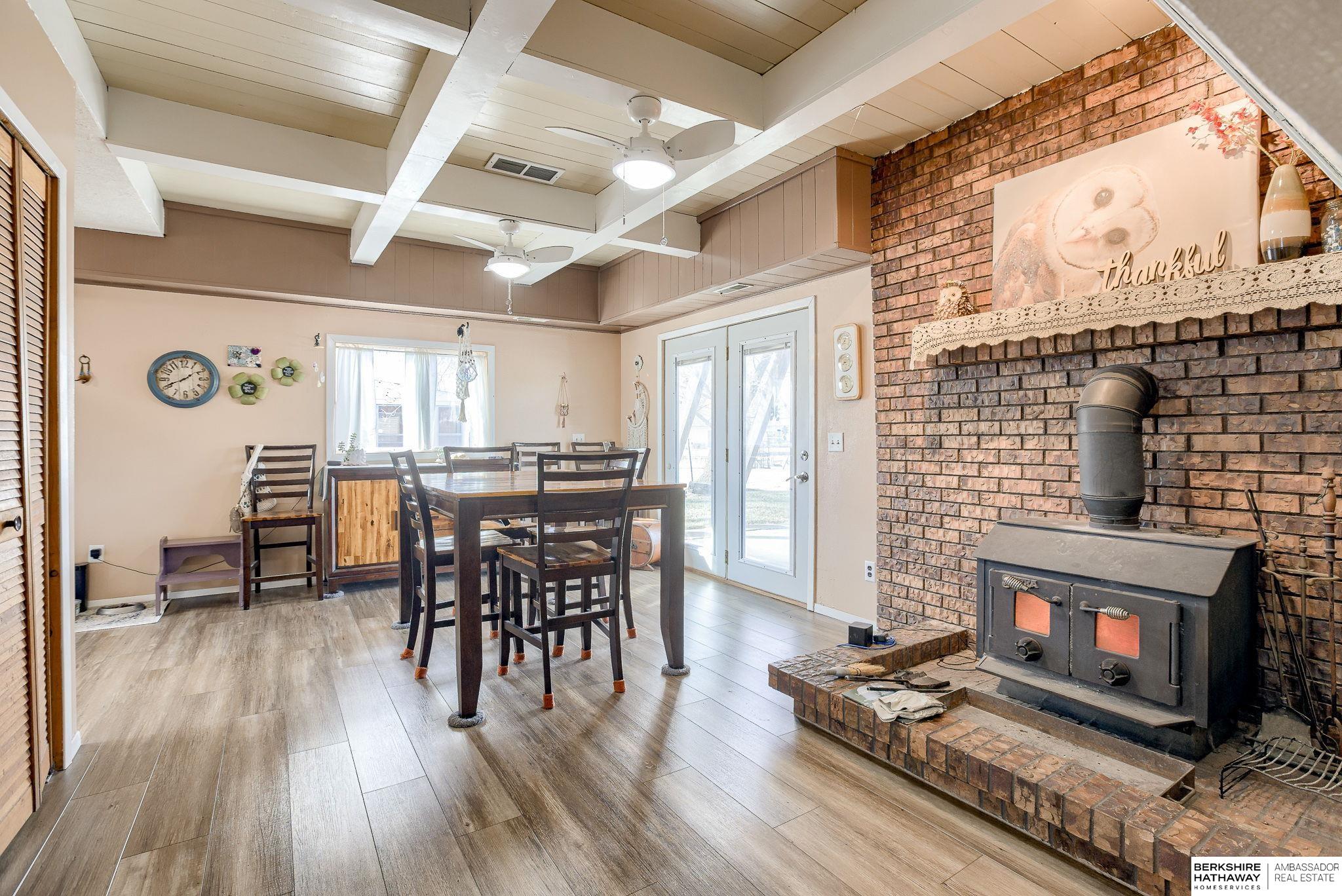 Columbus, Nebraska 68601, United States, 5 Bedrooms Bedrooms, ,2 BathroomsBathrooms,Residential,Active,106809