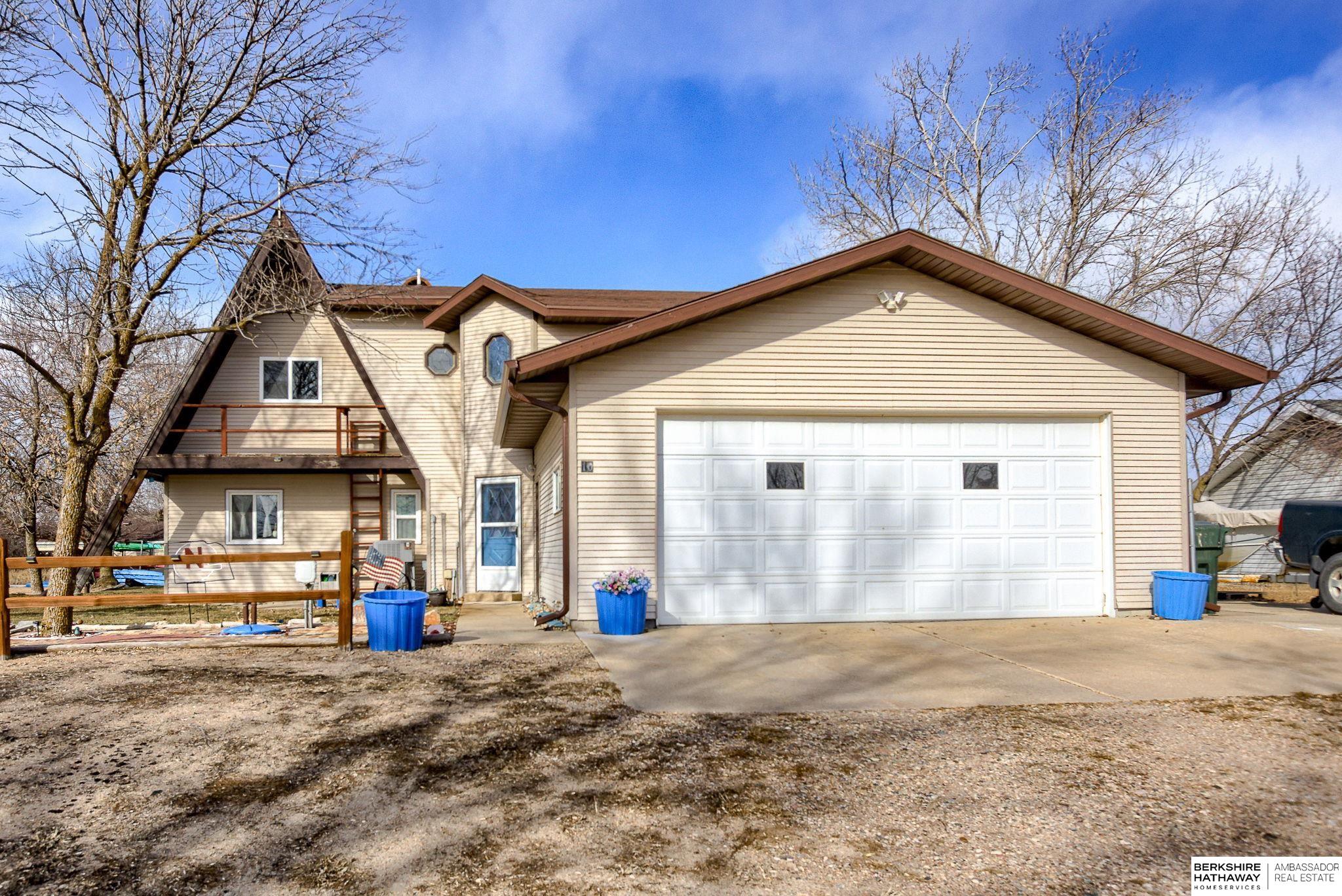 Columbus, Nebraska 68601, United States, 5 Bedrooms Bedrooms, ,2 BathroomsBathrooms,Residential,Active,106809