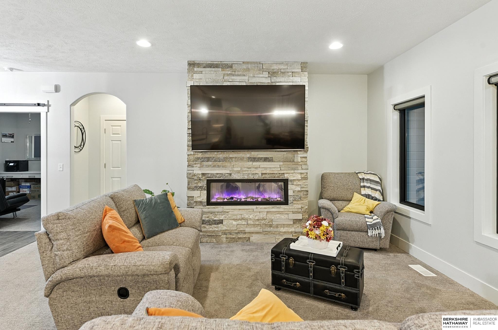 Fort Calhoun, Nebraska 68023, United States, 5 Bedrooms Bedrooms, ,3 BathroomsBathrooms,Residential,Active,197434