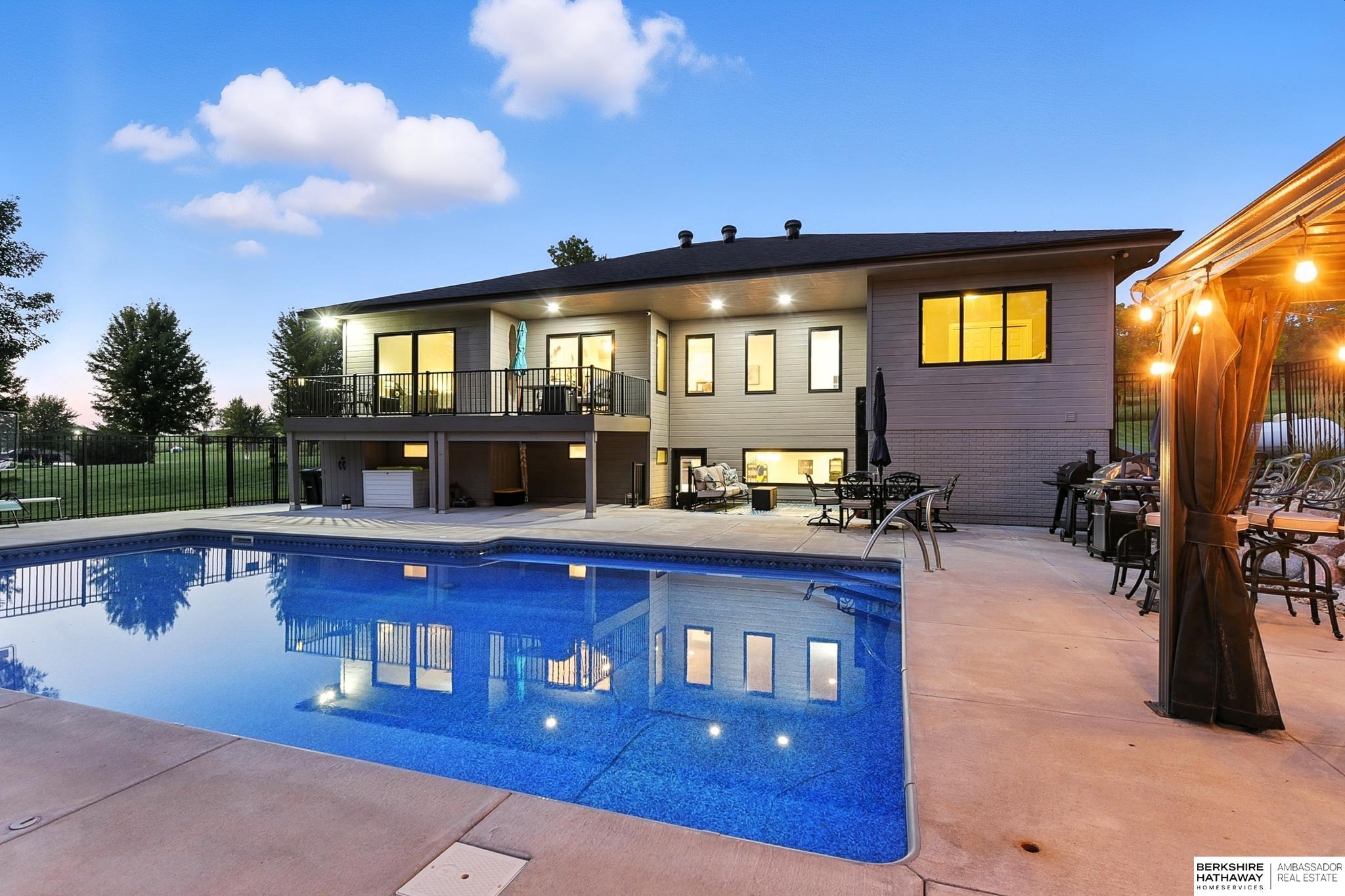 Fort Calhoun, Nebraska 68023, United States, 5 Bedrooms Bedrooms, ,3 BathroomsBathrooms,Residential,Active,197434