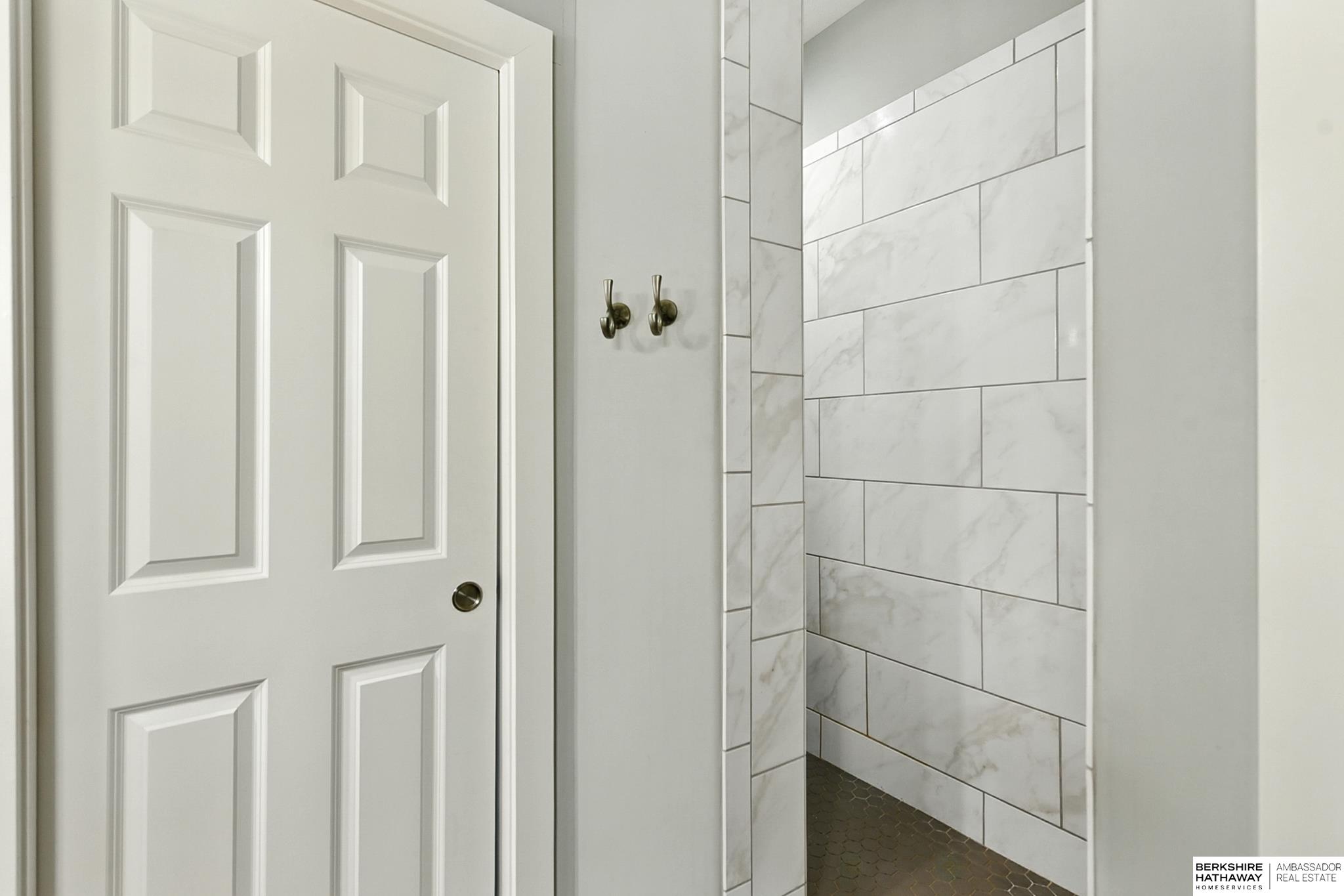 Fort Calhoun, Nebraska 68023, United States, 5 Bedrooms Bedrooms, ,3 BathroomsBathrooms,Residential,Active,197434