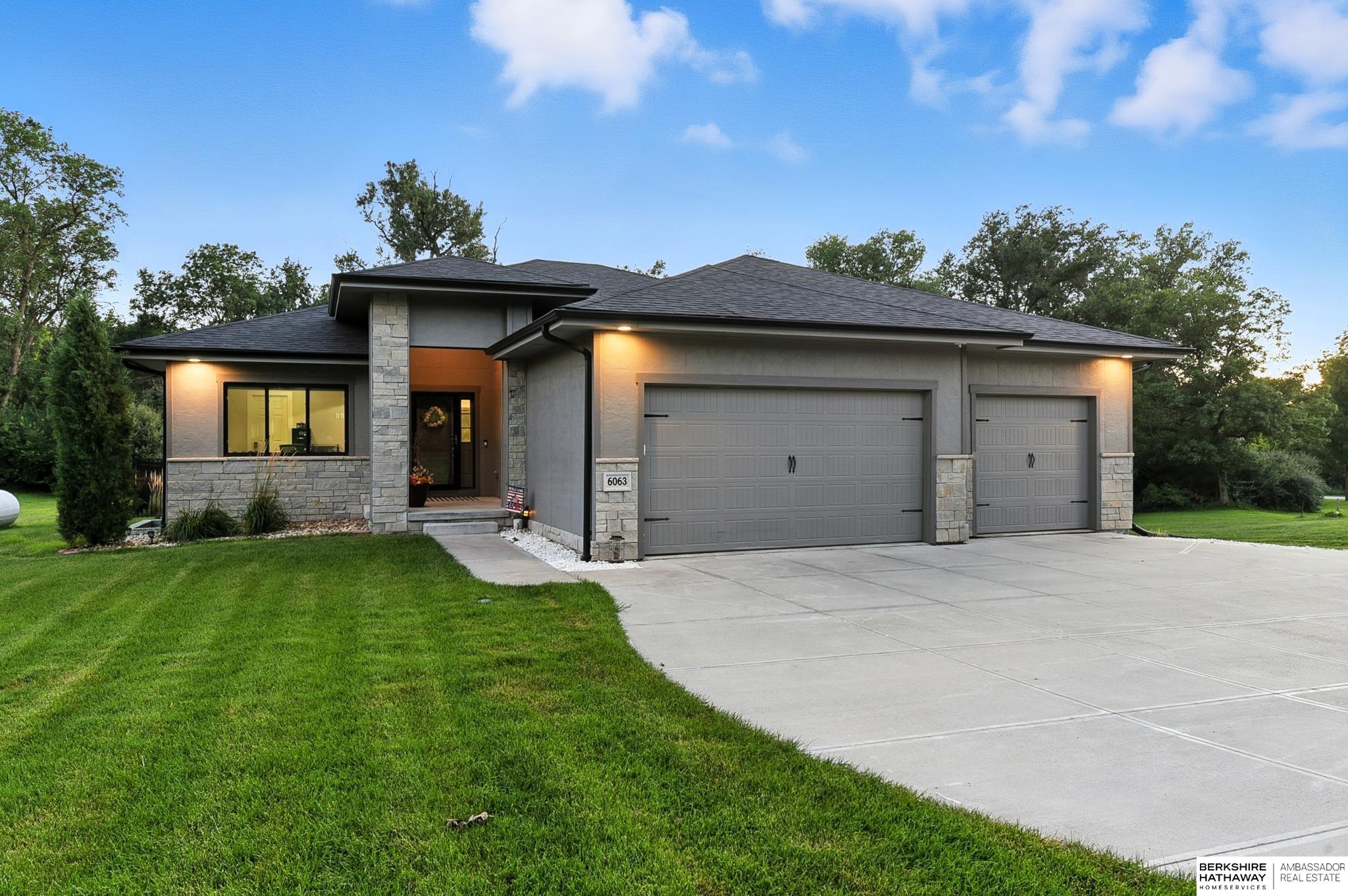 Fort Calhoun, Nebraska 68023, United States, 5 Bedrooms Bedrooms, ,3 BathroomsBathrooms,Residential,Active,197434