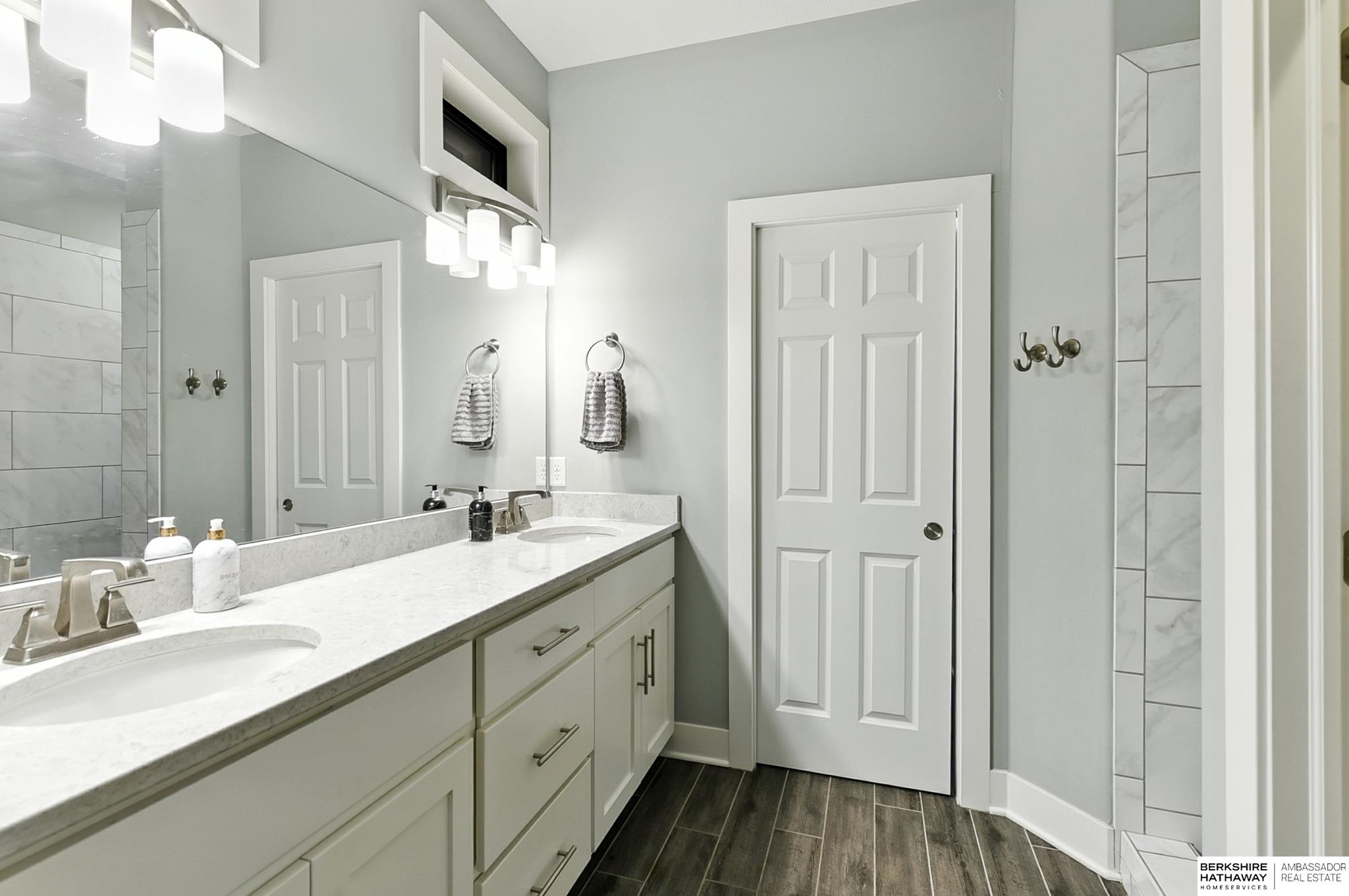 Fort Calhoun, Nebraska 68023, United States, 5 Bedrooms Bedrooms, ,3 BathroomsBathrooms,Residential,Active,197434