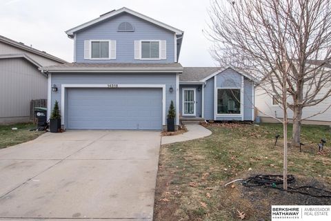 Photo of 14518 Grand Avenue, Omaha, NE 68116 (MLS # 22600067)