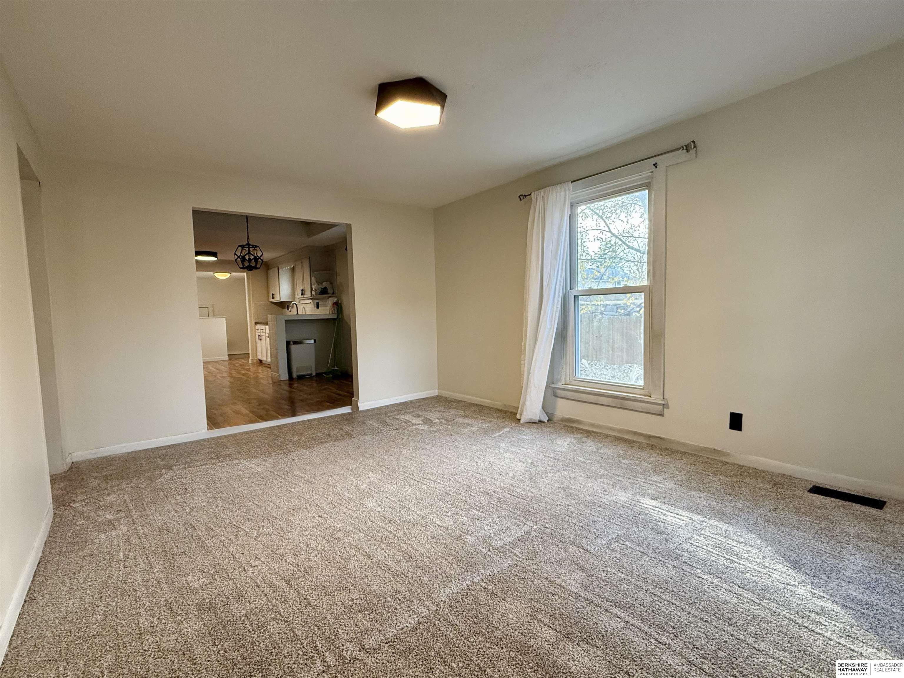 Union, Nebraska 68455, United States, 2 Bedrooms Bedrooms, ,2 BathroomsBathrooms,Residential,Pending,245726