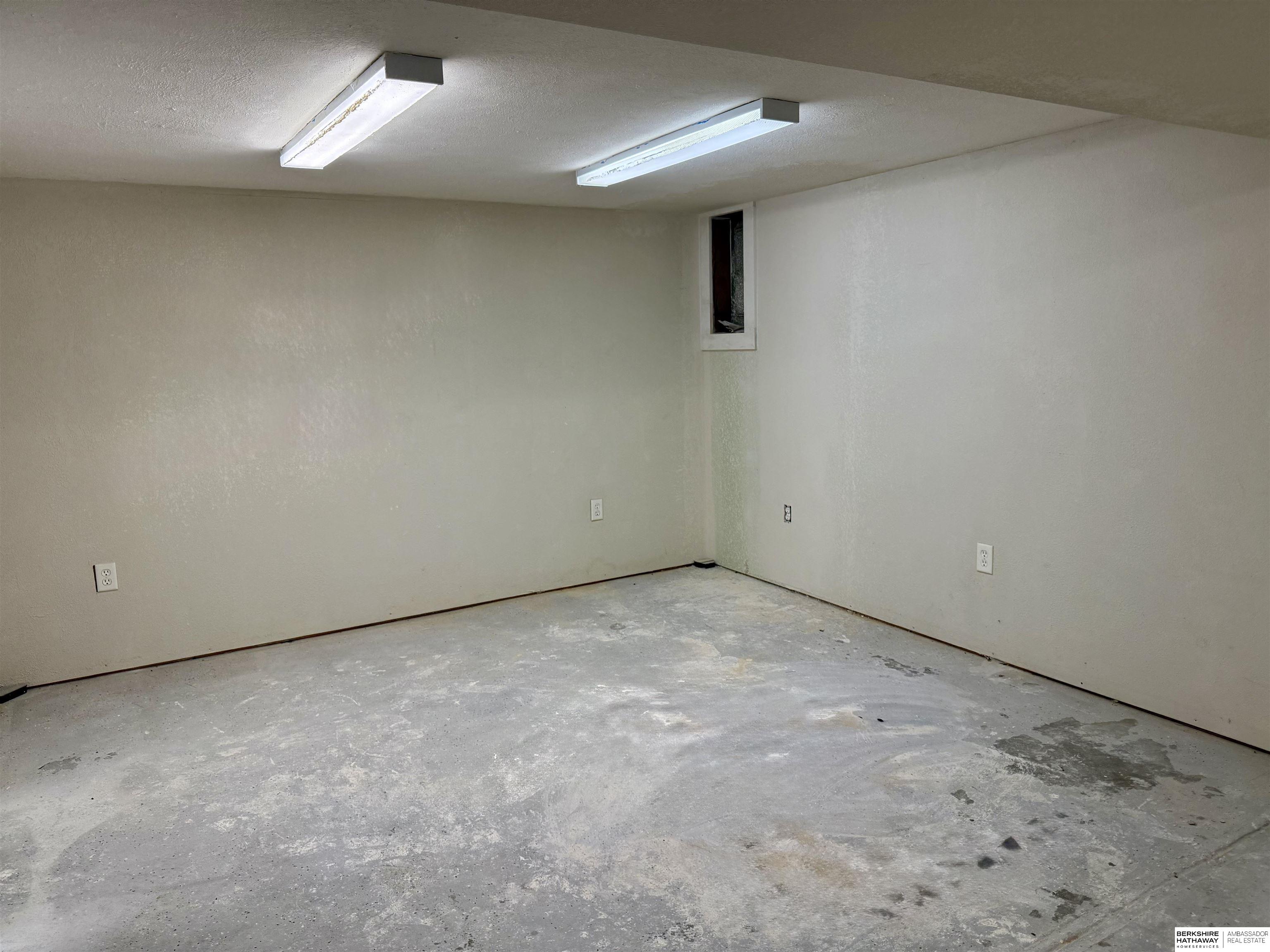 Union, Nebraska 68455, United States, 2 Bedrooms Bedrooms, ,2 BathroomsBathrooms,Residential,Pending,245726