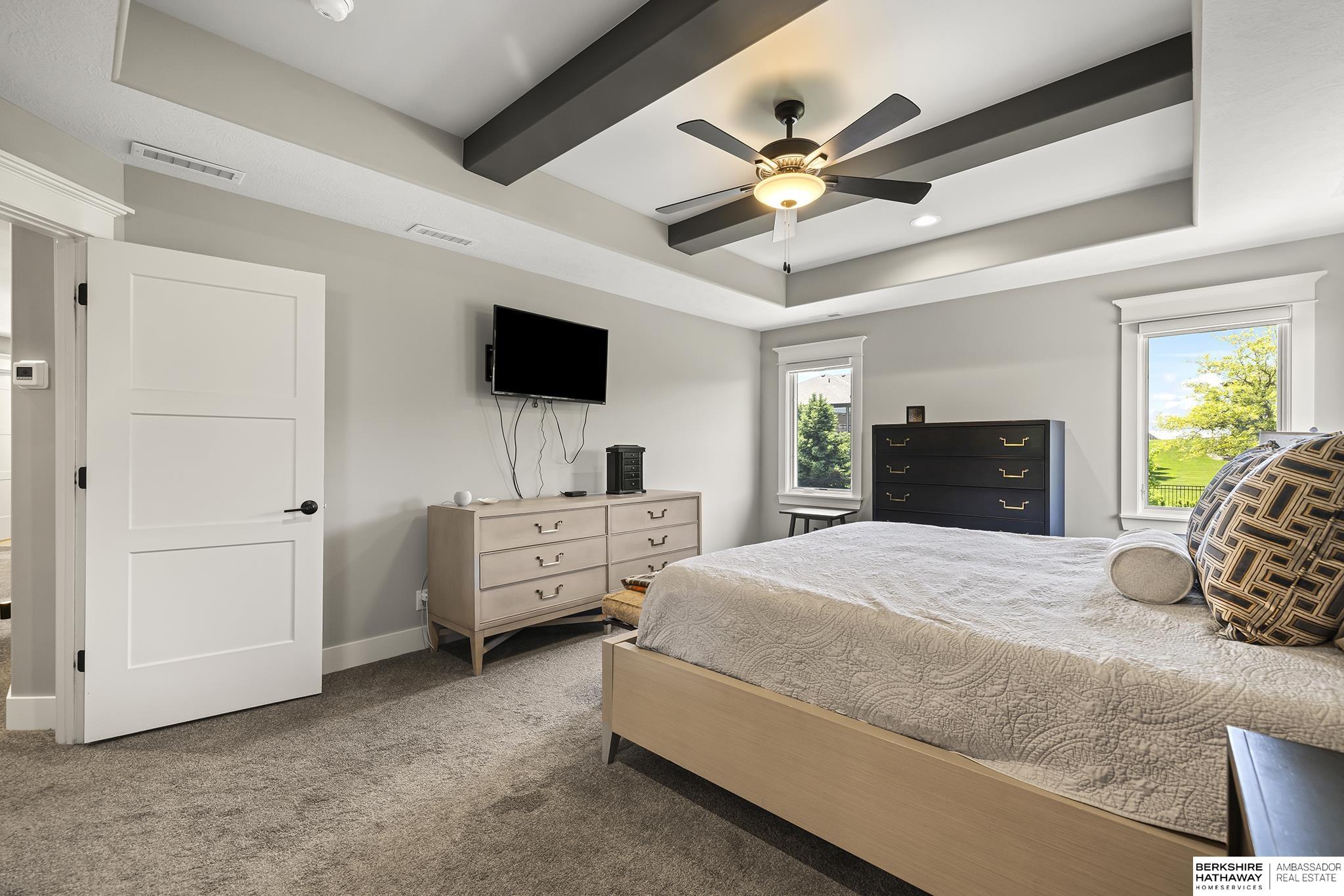 Papillion, Nebraska 68046, United States, 6 Bedrooms Bedrooms, ,4 BathroomsBathrooms,Residential,Pending,148201