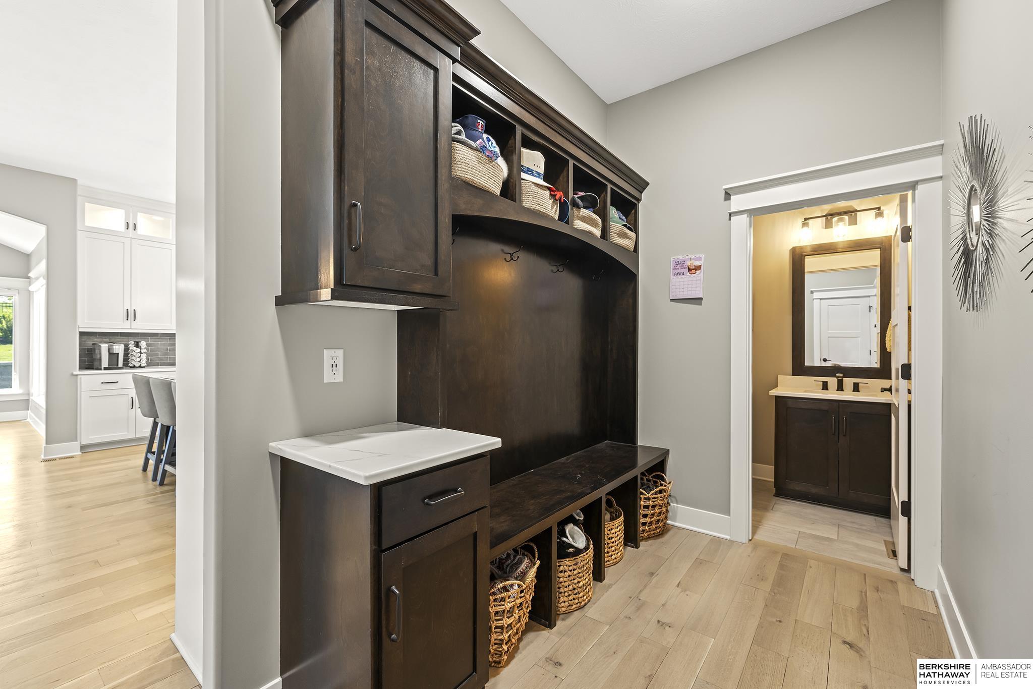 Papillion, Nebraska 68046, United States, 6 Bedrooms Bedrooms, ,4 BathroomsBathrooms,Residential,Pending,148201