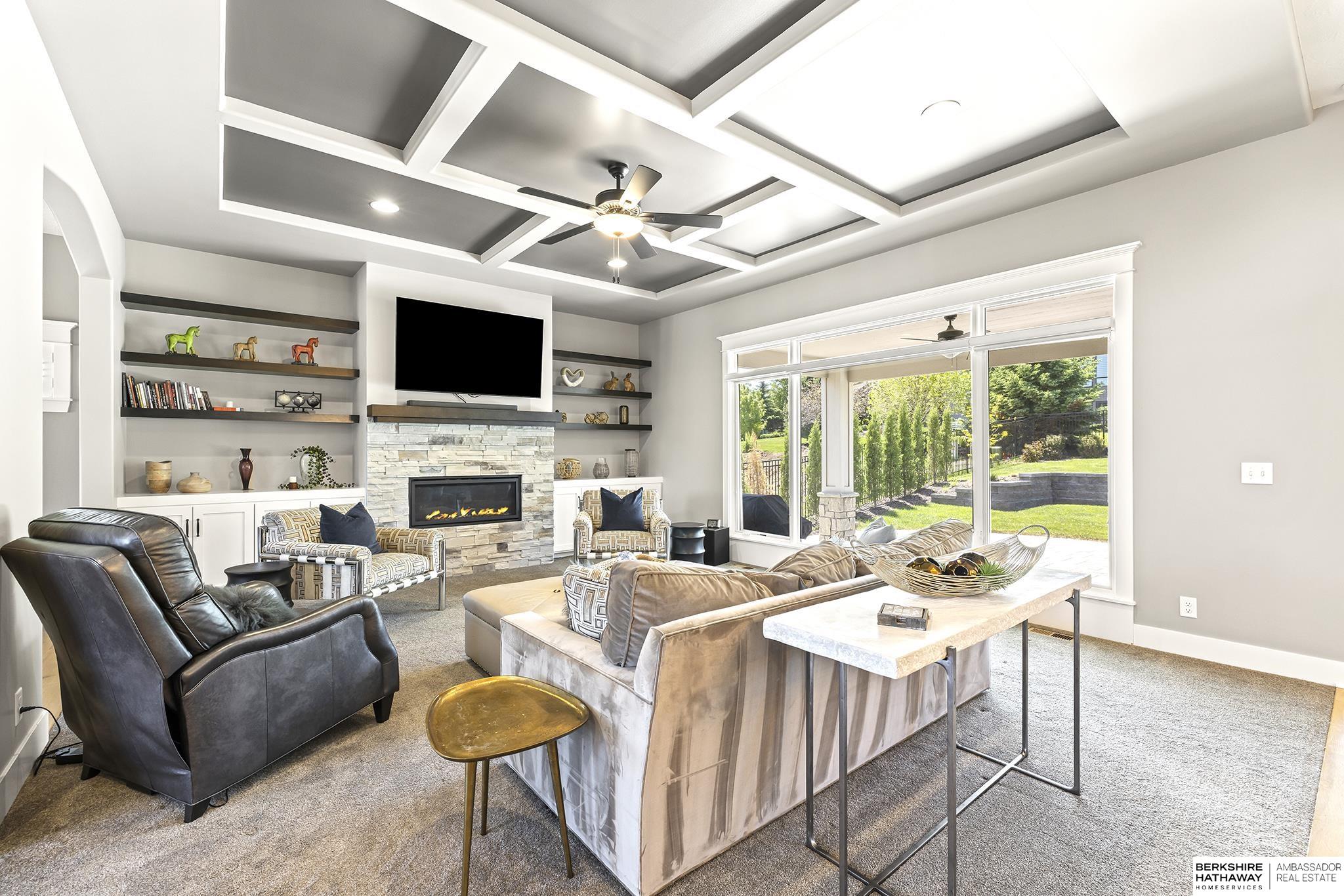 Papillion, Nebraska 68046, United States, 6 Bedrooms Bedrooms, ,4 BathroomsBathrooms,Residential,Pending,148201