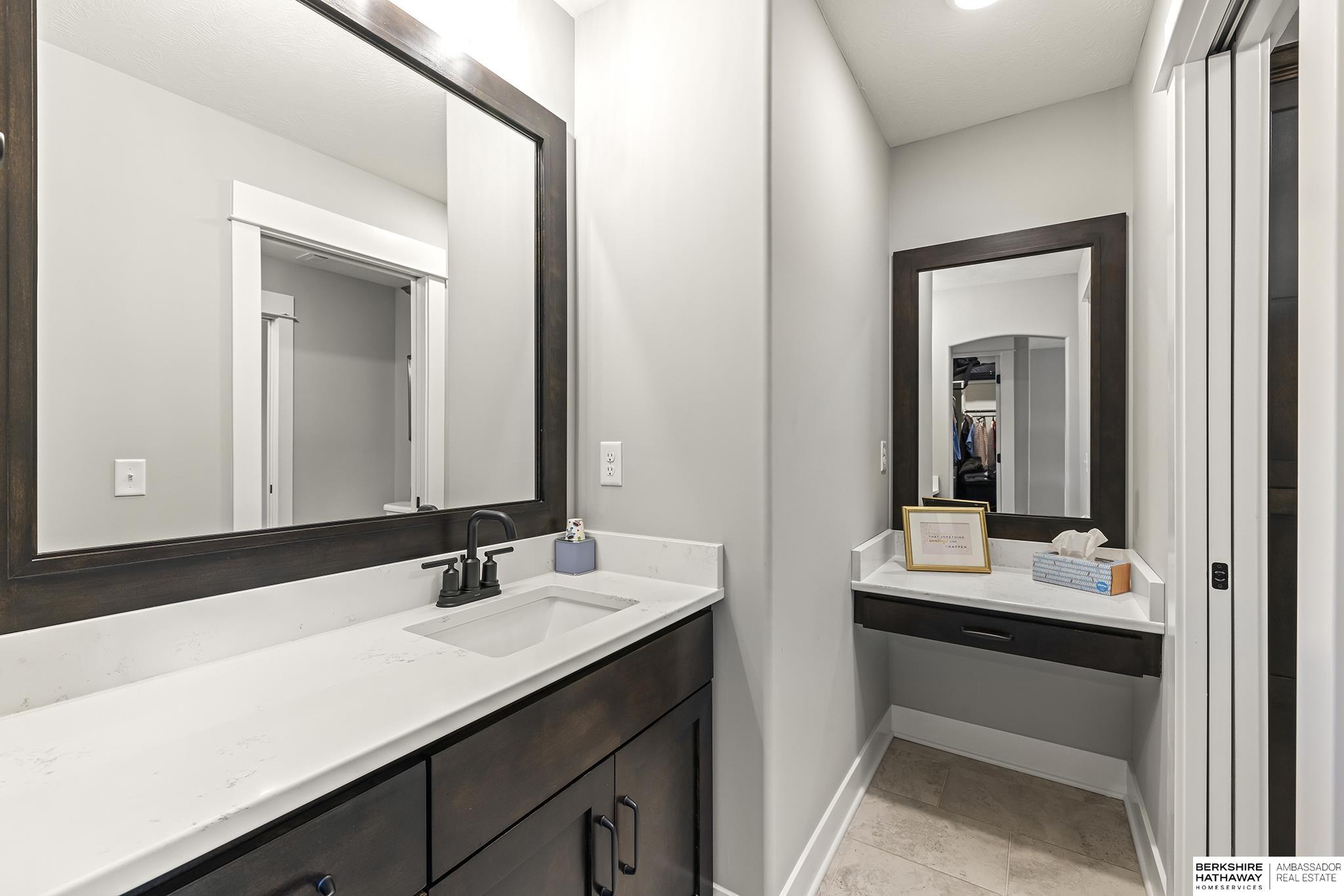 Papillion, Nebraska 68046, United States, 6 Bedrooms Bedrooms, ,4 BathroomsBathrooms,Residential,Pending,148201