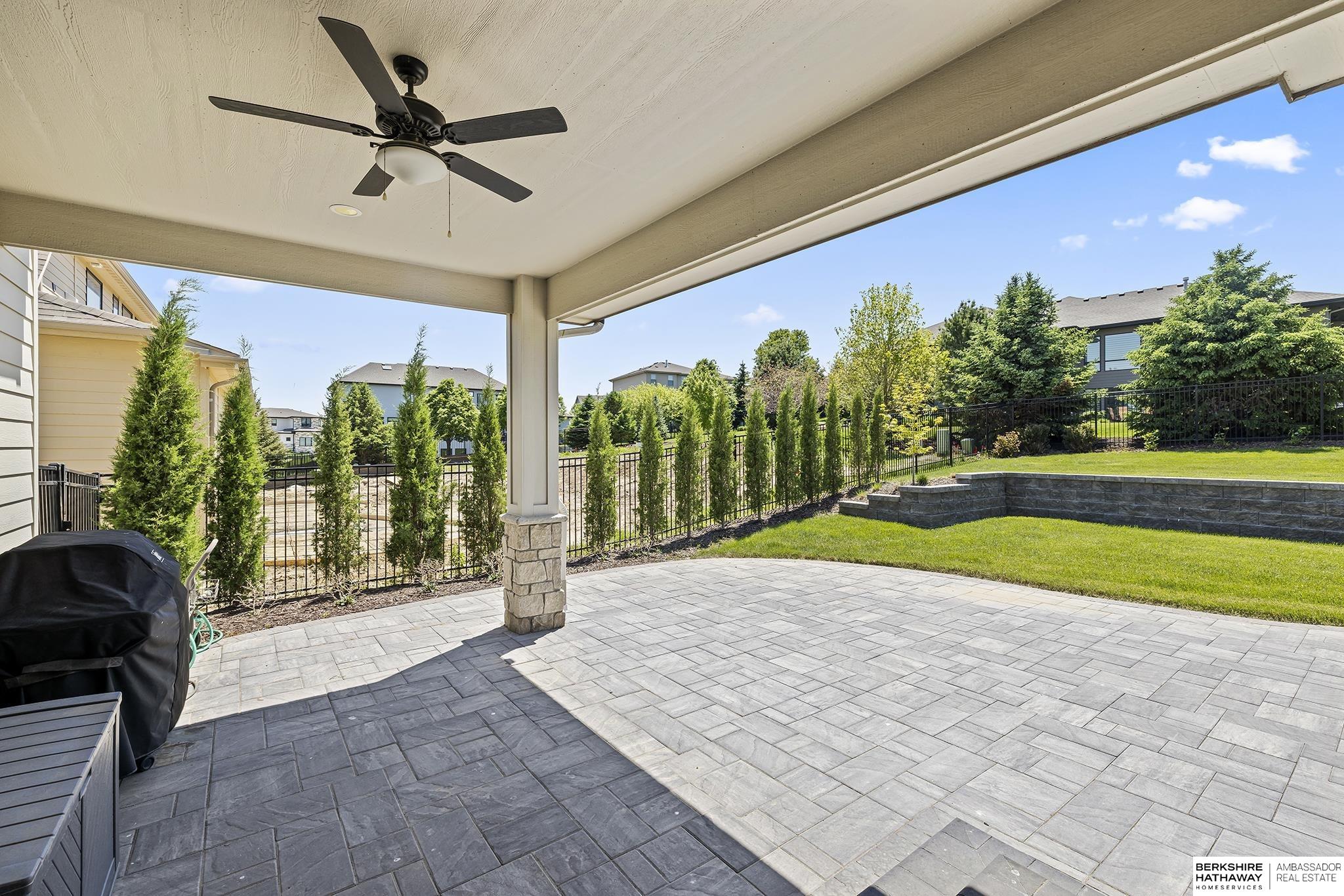 Papillion, Nebraska 68046, United States, 6 Bedrooms Bedrooms, ,4 BathroomsBathrooms,Residential,Pending,148201