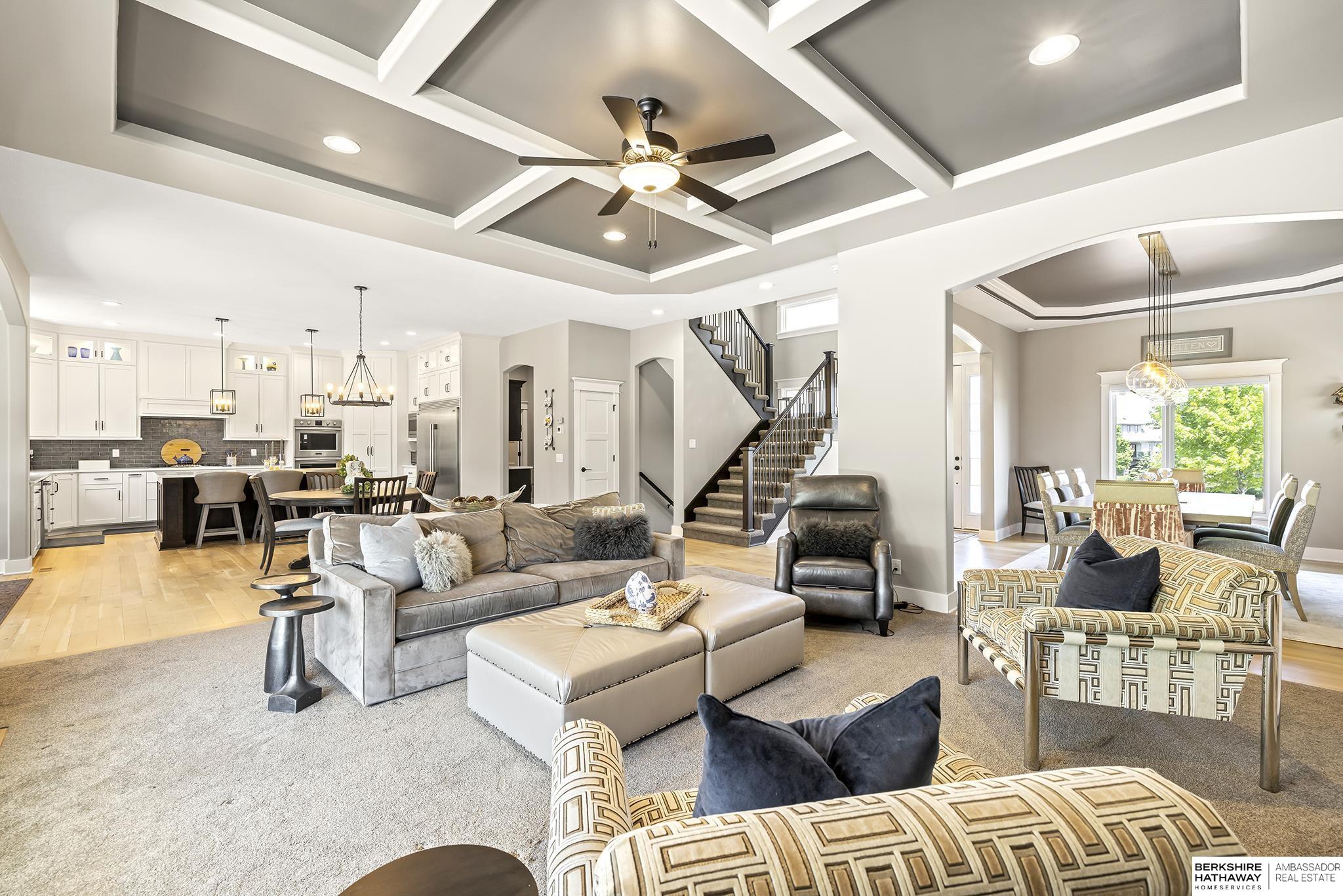 Papillion, Nebraska 68046, United States, 6 Bedrooms Bedrooms, ,4 BathroomsBathrooms,Residential,Pending,148201