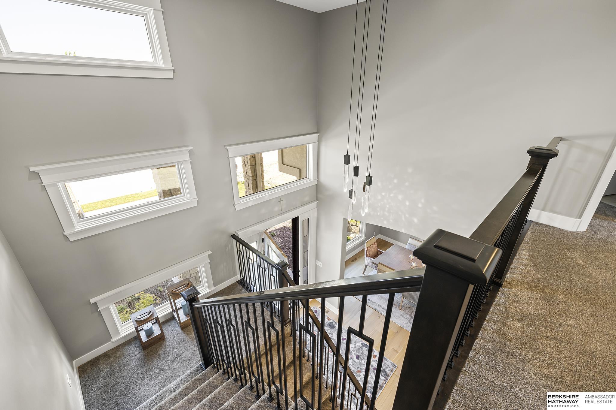 Papillion, Nebraska 68046, United States, 6 Bedrooms Bedrooms, ,4 BathroomsBathrooms,Residential,Pending,148201