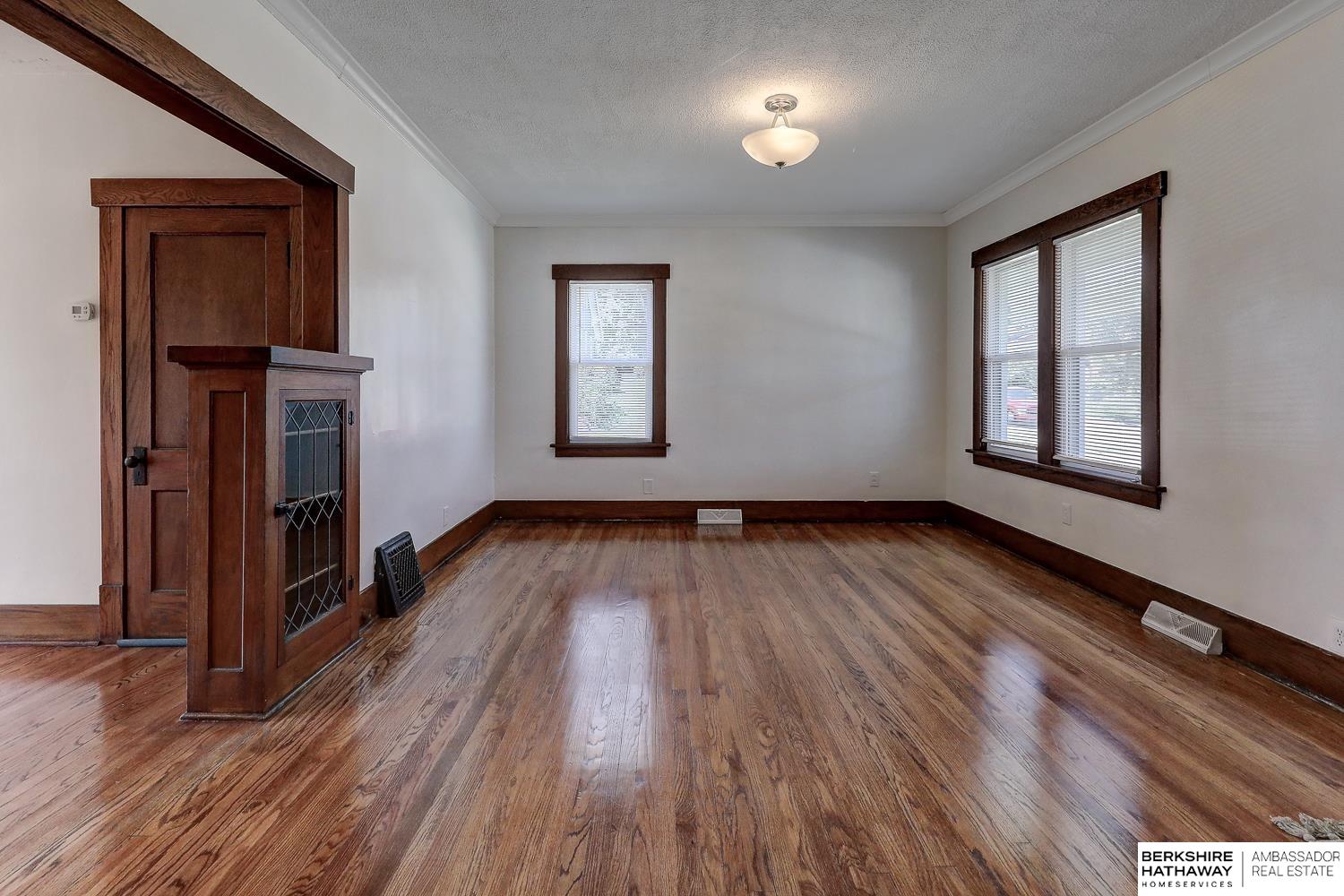 Omaha, Nebraska 68104, United States, 2 Bedrooms Bedrooms, ,2 BathroomsBathrooms,Residential,Pending,181068