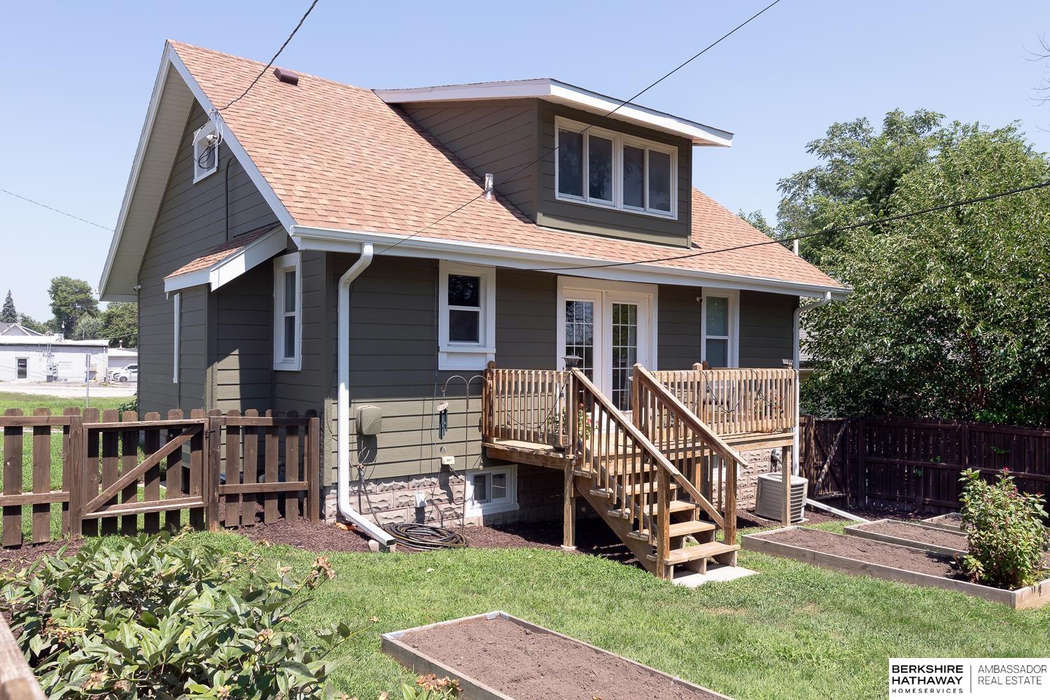 Omaha, Nebraska 68104, United States, 2 Bedrooms Bedrooms, ,2 BathroomsBathrooms,Residential,Pending,181068