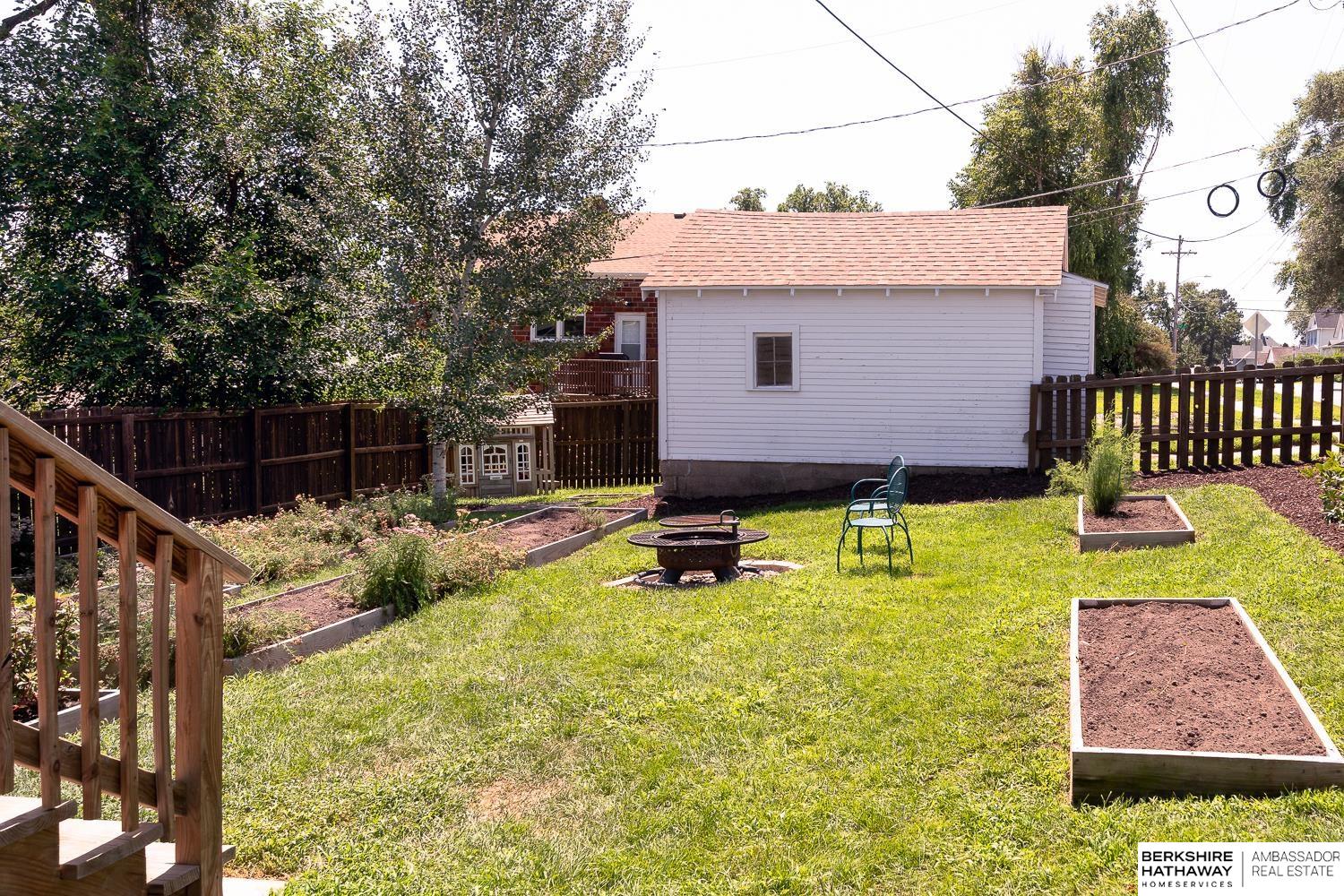 Omaha, Nebraska 68104, United States, 2 Bedrooms Bedrooms, ,2 BathroomsBathrooms,Residential,Pending,181068