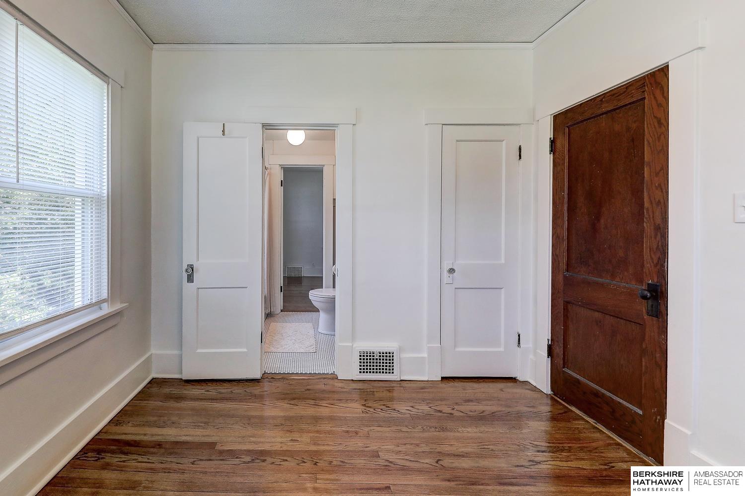 Omaha, Nebraska 68104, United States, 2 Bedrooms Bedrooms, ,2 BathroomsBathrooms,Residential,Pending,181068