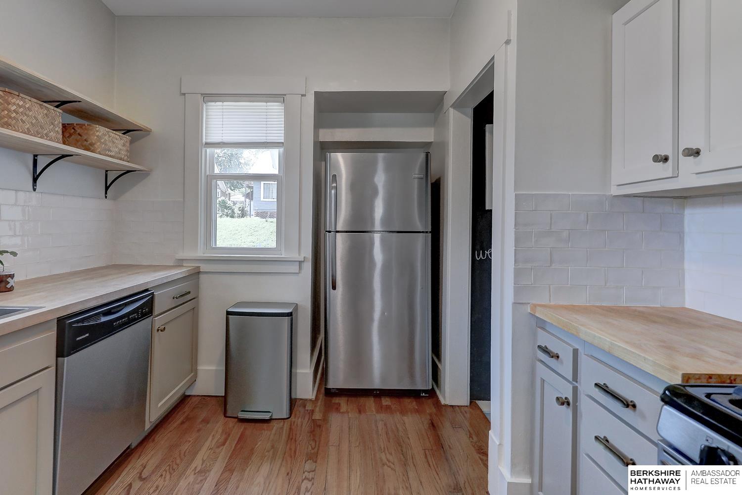 Omaha, Nebraska 68104, United States, 2 Bedrooms Bedrooms, ,2 BathroomsBathrooms,Residential,Pending,181068