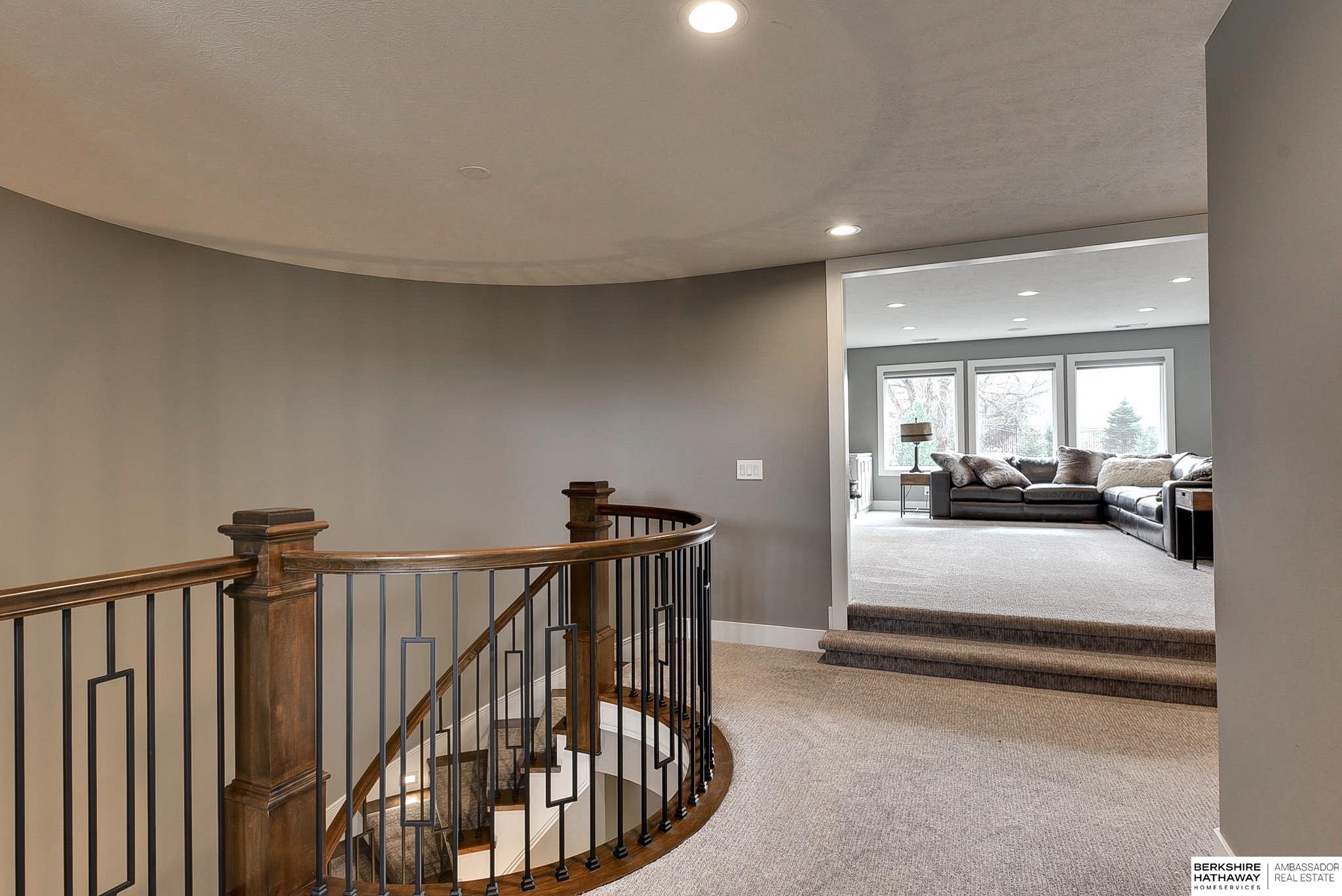 Elkhorn, Nebraska 68022, United States, 5 Bedrooms Bedrooms, ,4 BathroomsBathrooms,Residential,Active,200688